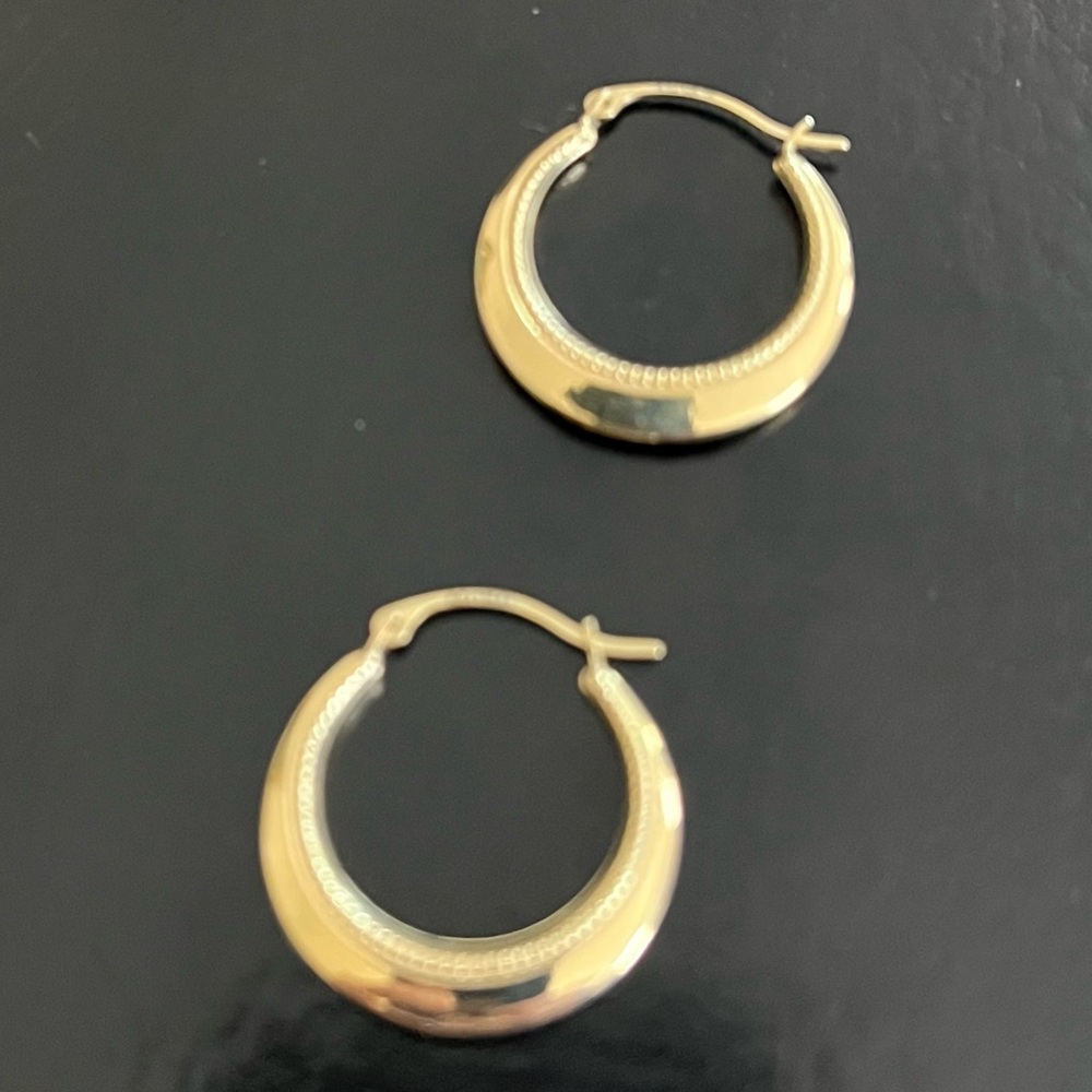 Classic Solid 14 K Gold Hoop Earrings - Elegant Women Jewelry